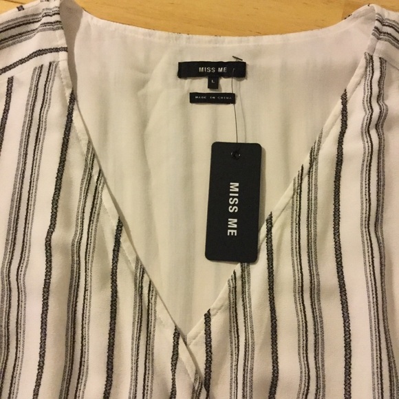 Miss Me  Miss Me Wrap Dress with 3/4 Ruffle Sleeve - Picture 3 of 5